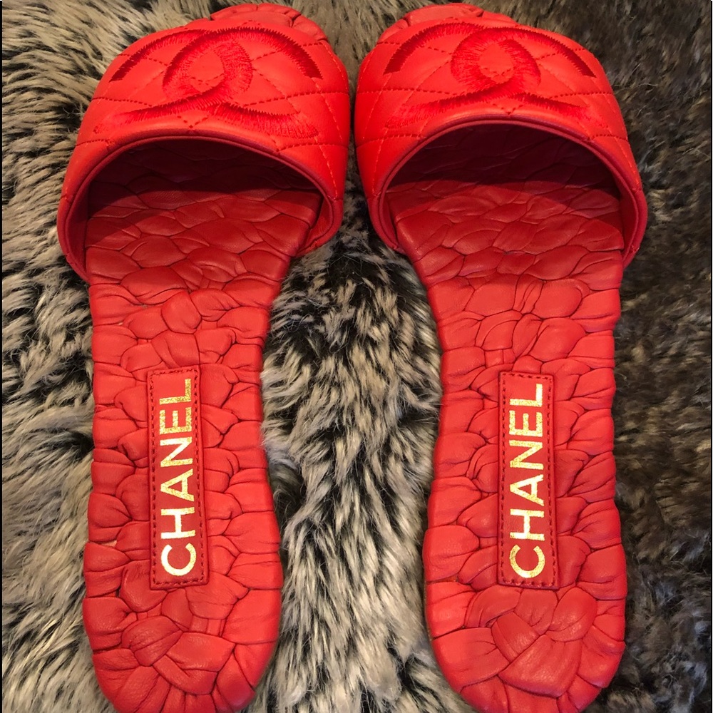 2018 Chanel Quilted Slide Sandals - Picture 3 of 6